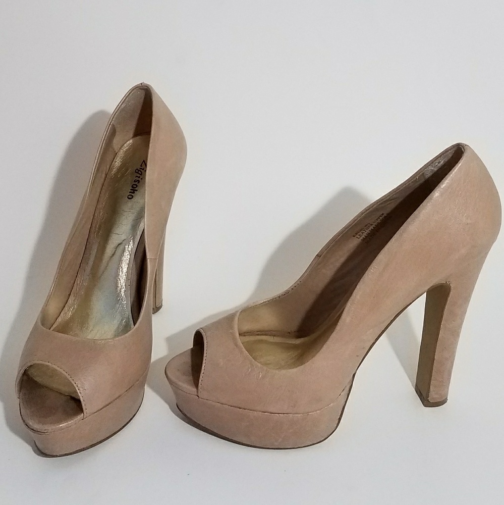 Zigi soho kelis pump, size 8.5